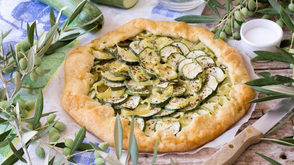 Tarte courgette et chèvre : une recette végétarienne équilibrée pour vos repas
